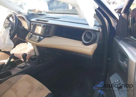 2018 Toyota Rav4 Xle from USA, damaged, VIN JTMWFREV9JJ205703